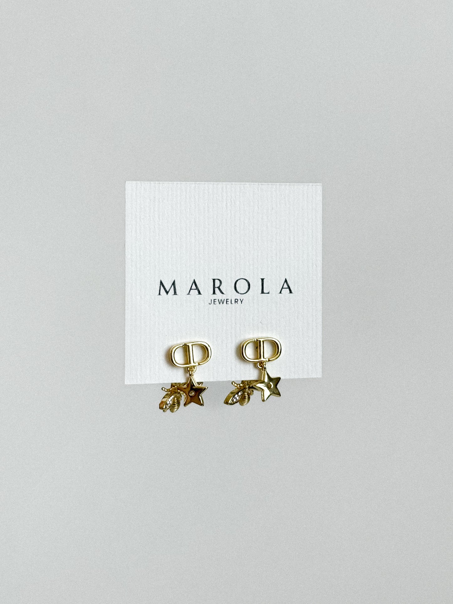 Aretes Bee