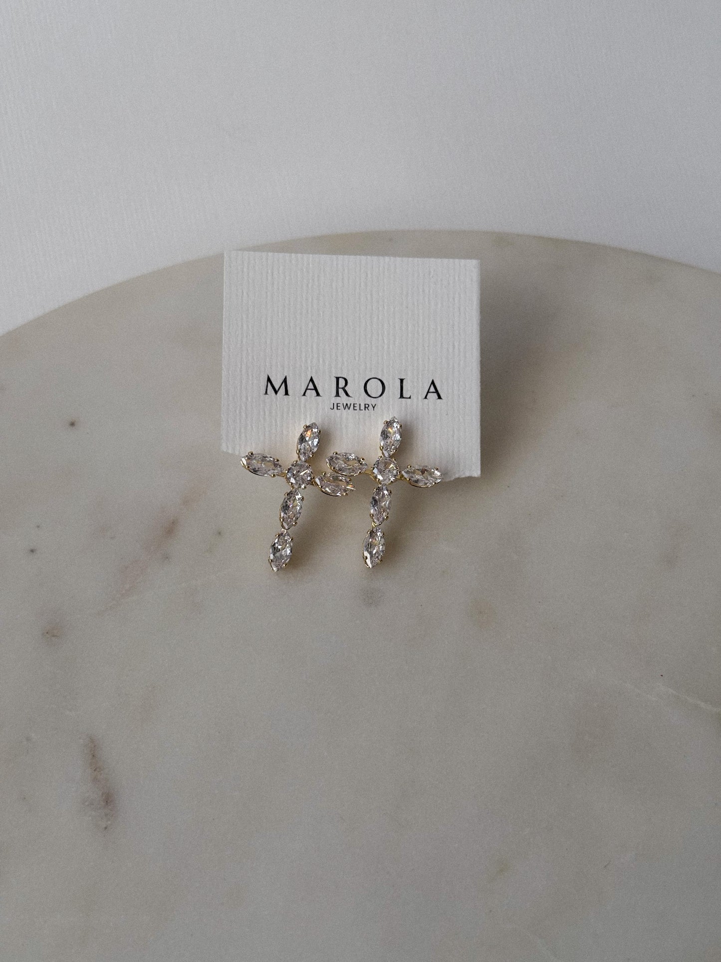 Aretes Cross