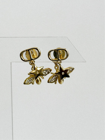 Aretes Bee