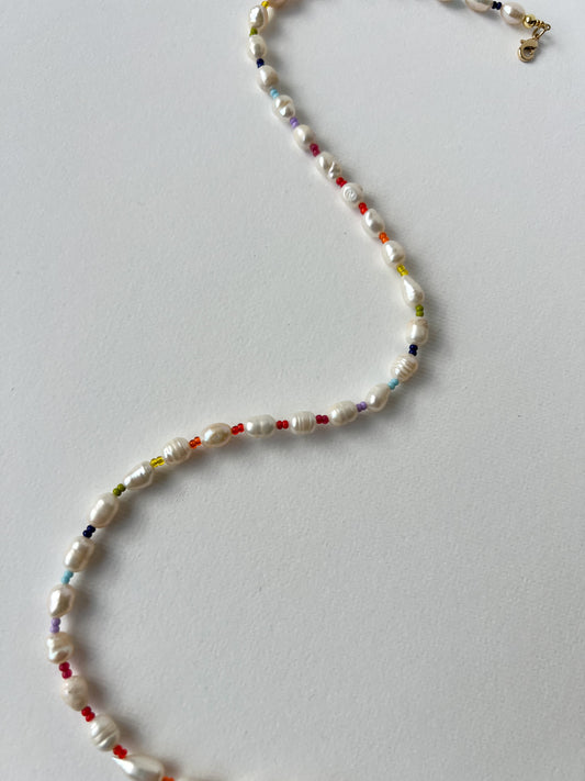 Collar Rainbow & Pearls