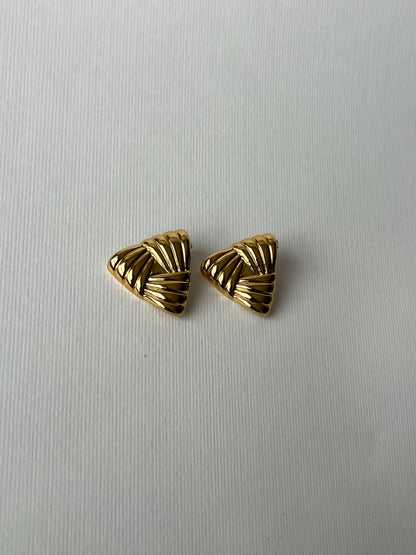 Aretes Triage