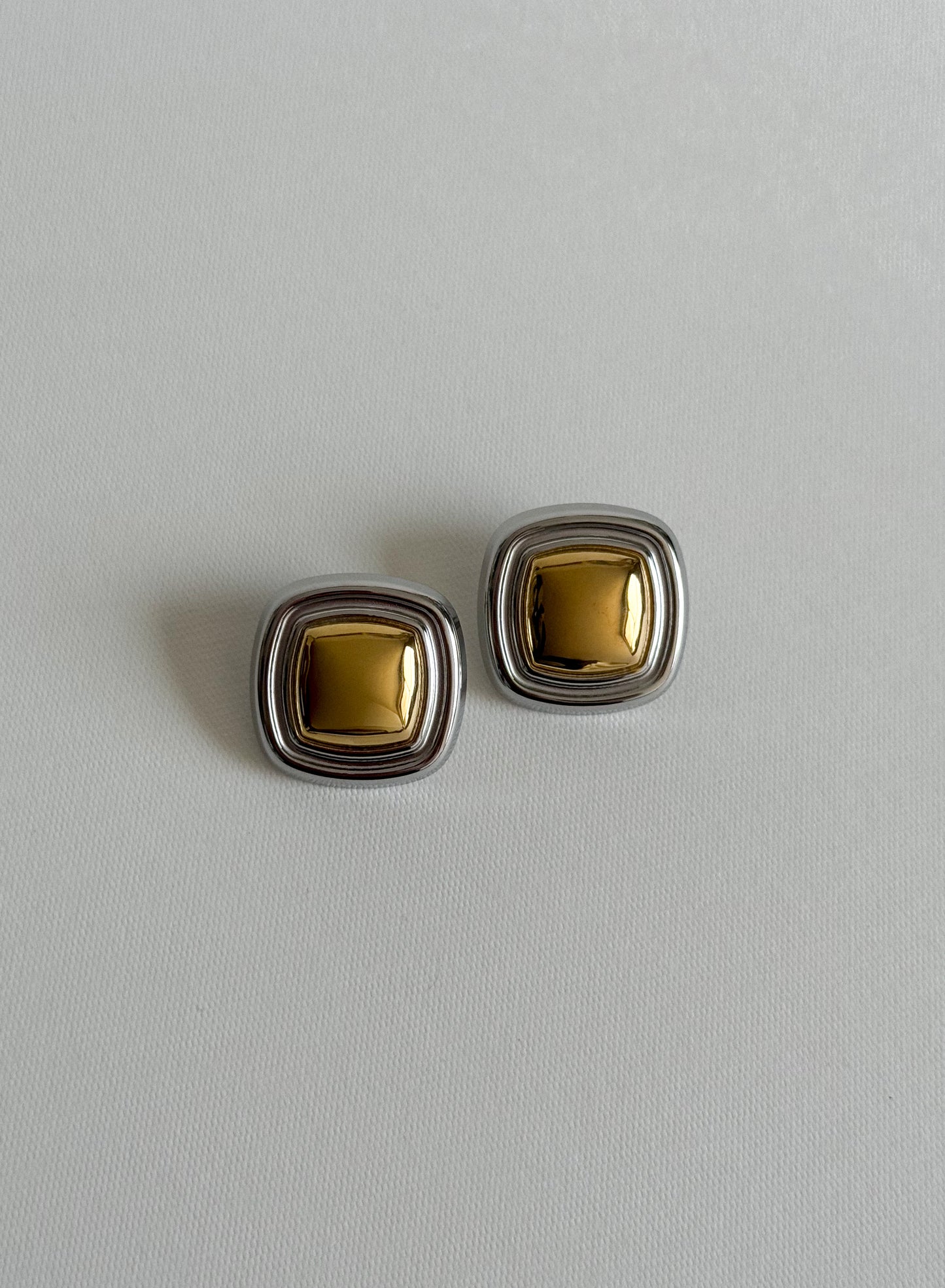 Aretes Cube