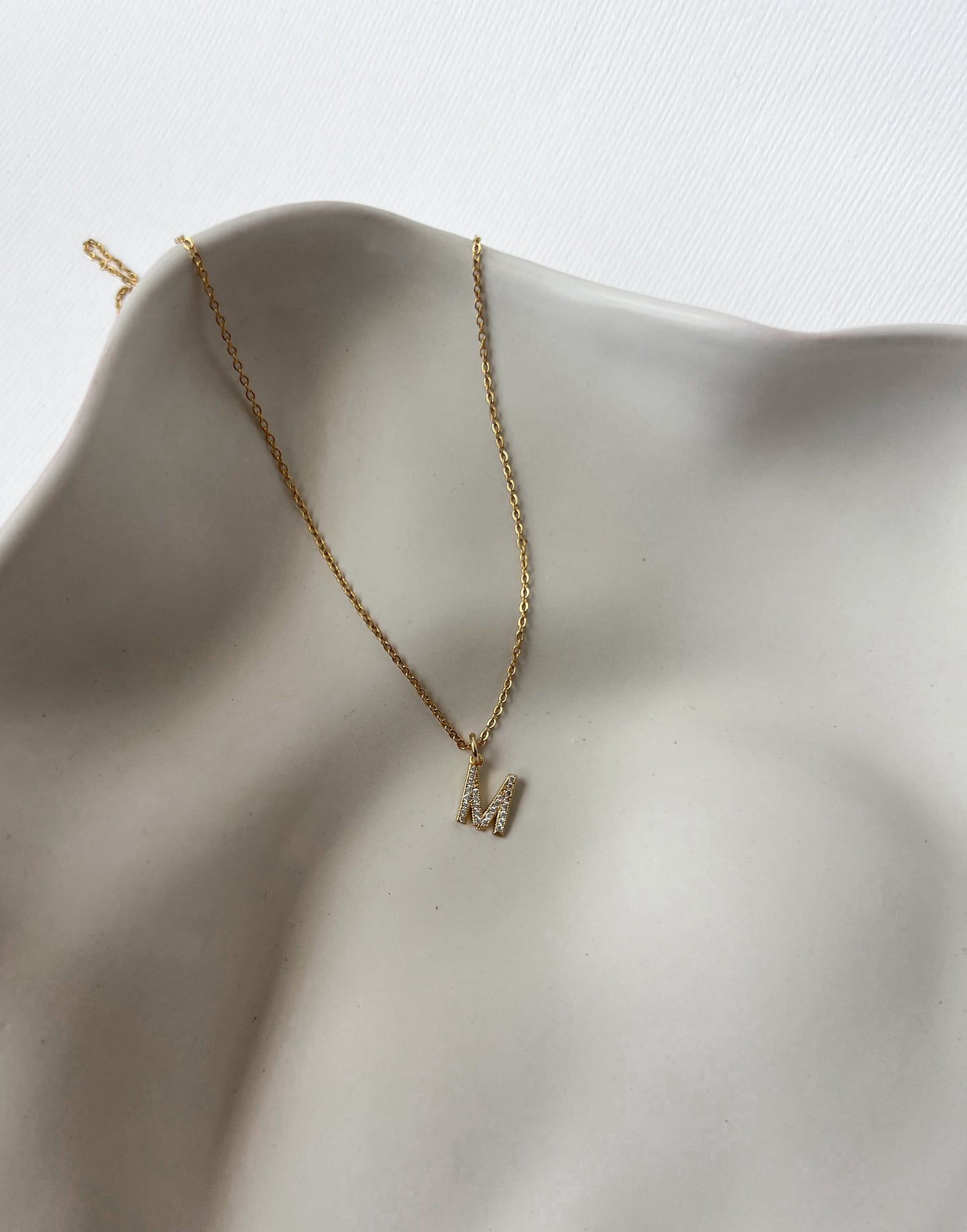 Collar Inicial Lore