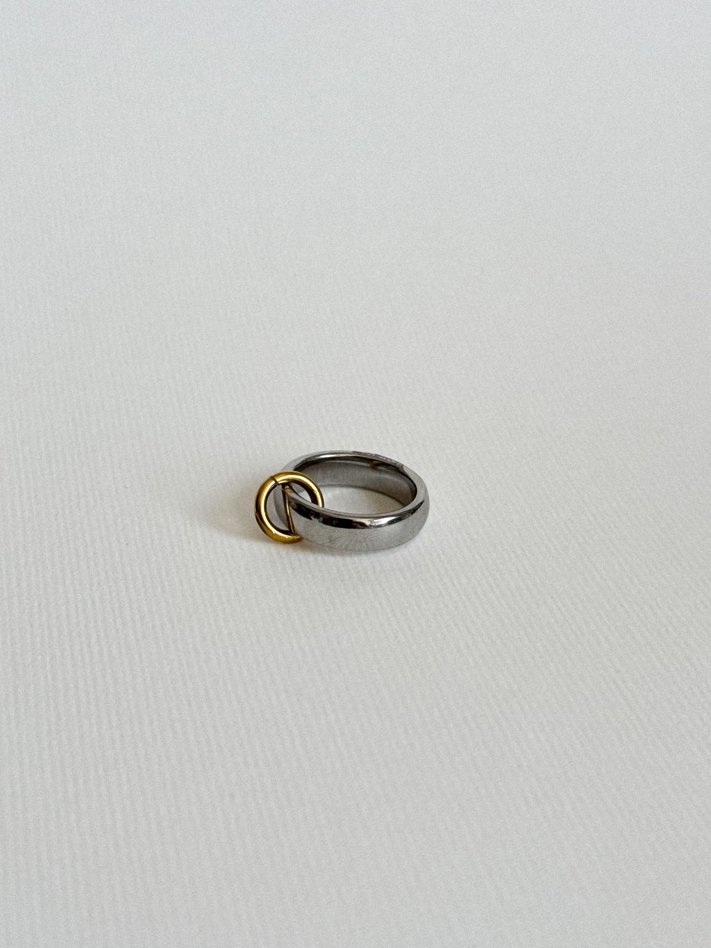 Anillo Leo