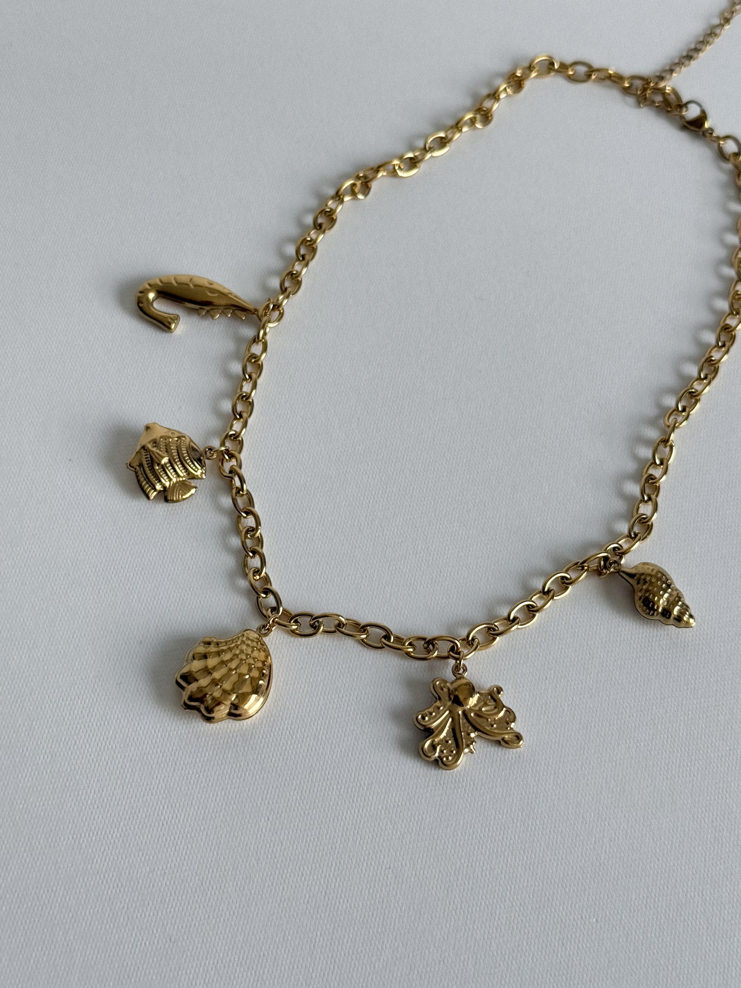 Collar Sea