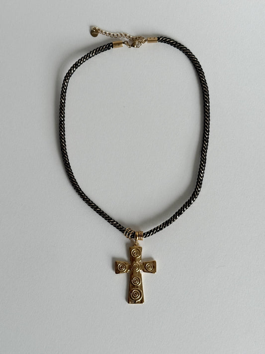 Collar Cruz